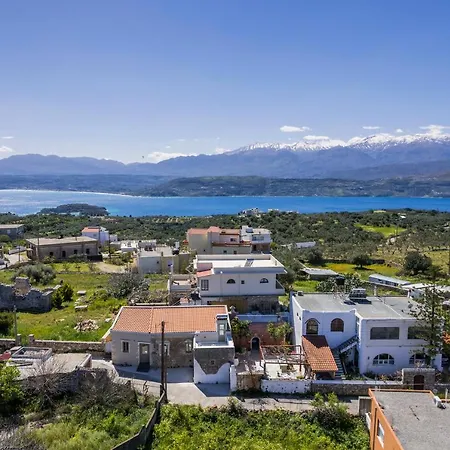 Tholos Nyaraló *