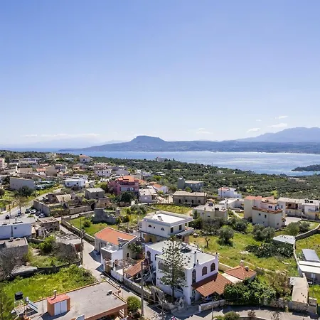Nyaraló Tholos Sztérnesz